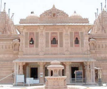 गुजरात के भद्रेश्वर में स्थित वसई जैन मंदिर